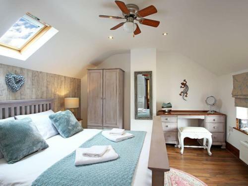 2 West Cottage