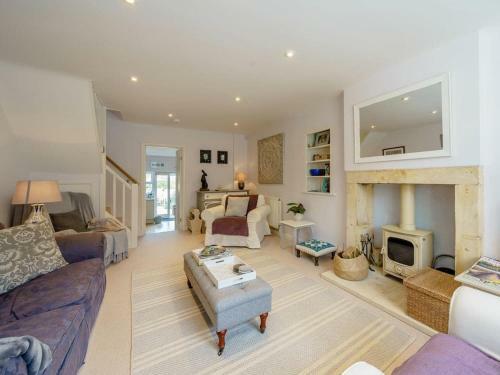 Lily Cottage