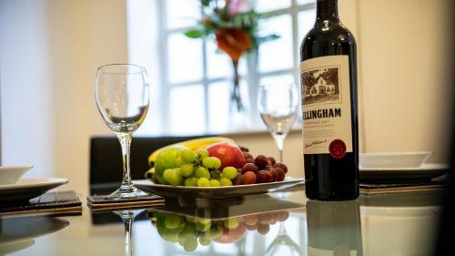 Cleyro Serviced Apartments - City Centre