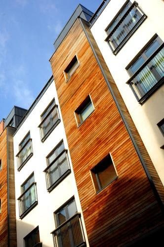 Base Serviced Apartments - Cumberland Apartments