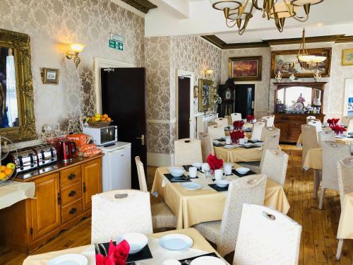 Hostal Castle Lodge Guest House