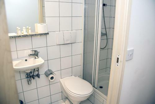 Base Serviced Apartments - The Docks