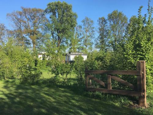 B&B Pipowagen De Luxe