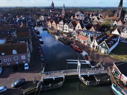 Hostal Waterland Suite