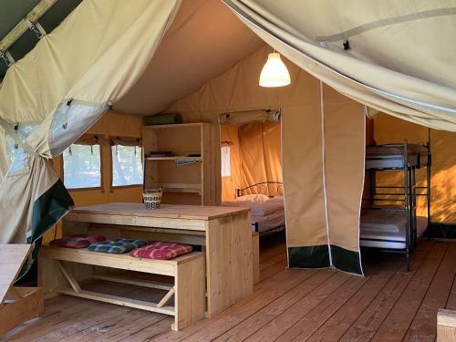 Glamping Safaritent Camping 't Vlintenholt