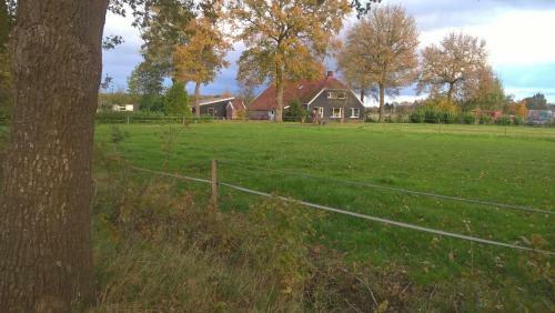 Bed & Breakfast Boerderijkamer Zwanebloem