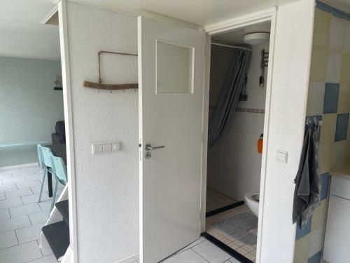 Guesthouse West