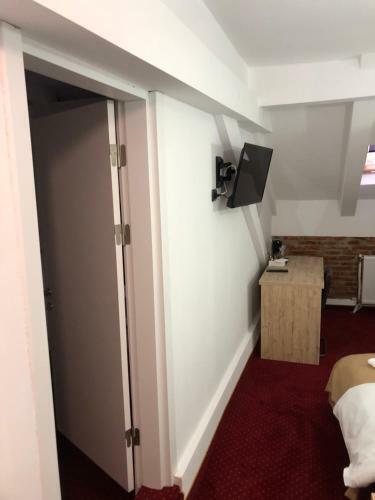 Hostal Pensiunea Sada