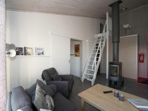 Stuga I J�rvs�backen