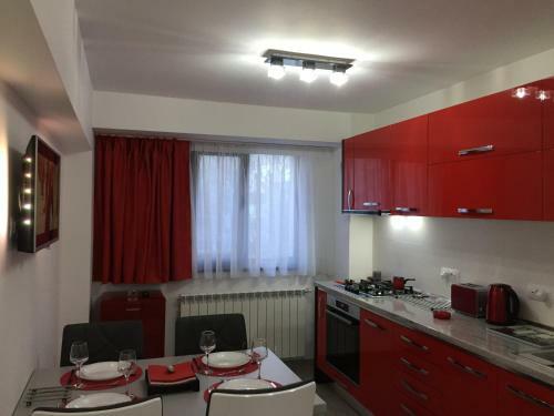 Eli Luxury Apartment