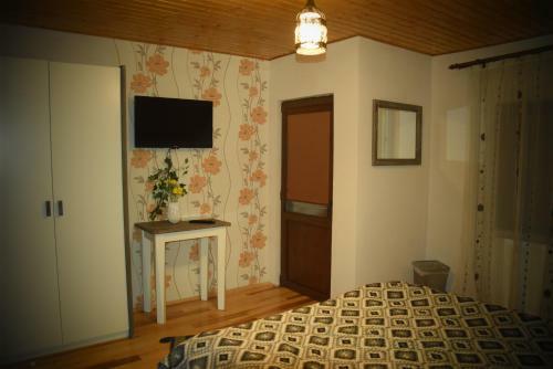 Hostal Casa Smeilor Horezu