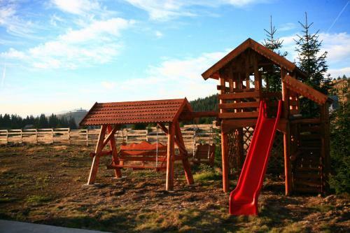 Hostal Pensiunea Muntele Alb