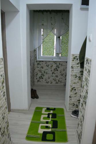 Green Apartment