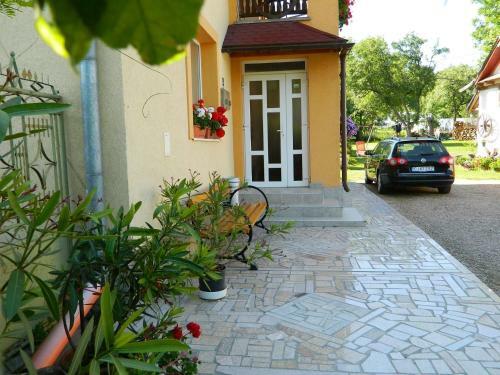 Hostal Gyongyvirag Vendeghaz