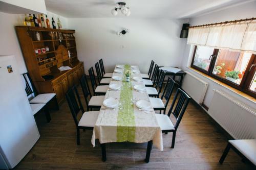 Hostal Gy�ngyvir�g Panzi�