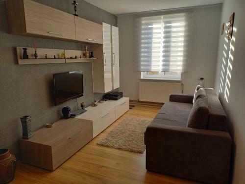 Apartament Plopilor
