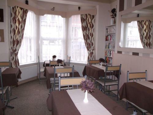 Hostal Jasmine Guest House