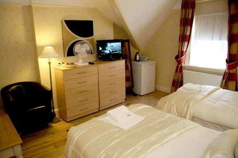 Hostal Beech Mount Grove Suites