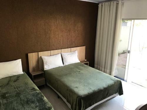 Hostal Suites Bougainville