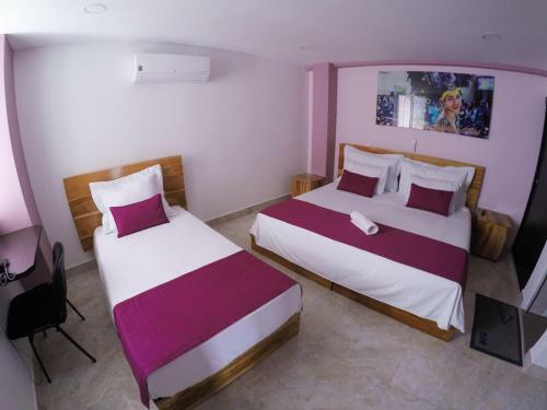 Kamaleb Farallones Hotel