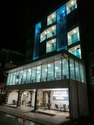Kamaleb Farallones Hotel