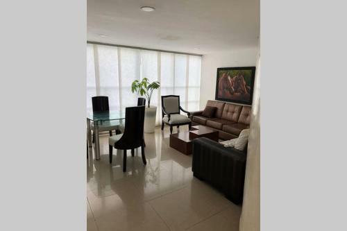 Apartamento Amoblado Con Excelente Ubicaci�n