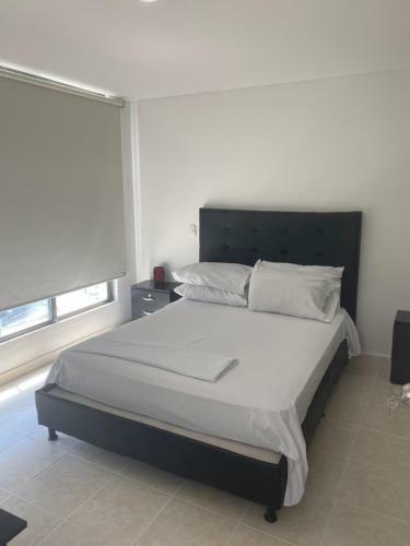 Apartaestudio Amoblado Con Excelente Ubicacion