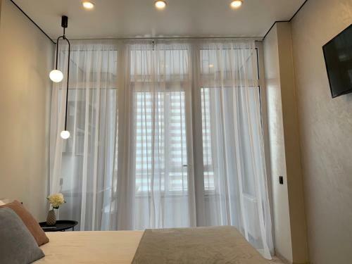 Maksim Modern Apartment