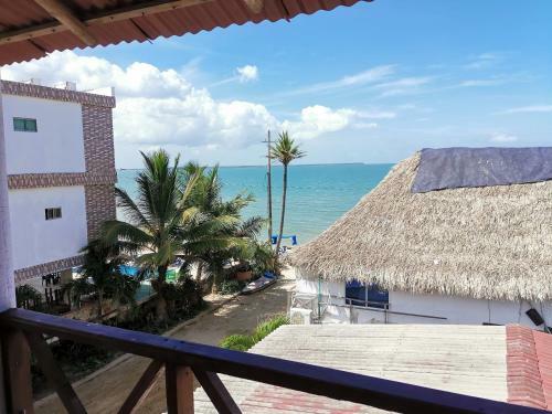 Caba�a De Playa Francesa