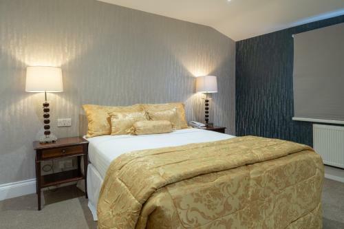The Clarendon Hotel