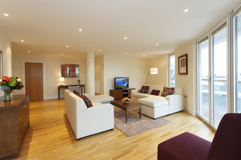 Apartamentos Saco London - Trinity Tower