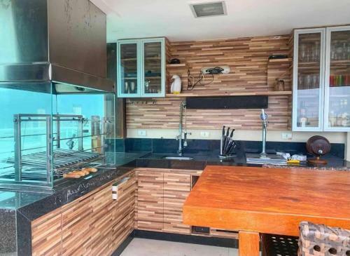 Apartamento Cobertura Triplex Guaruj�