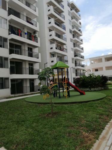 Apartamento Vacacional Amplio, C�modo Y Tranquilo.