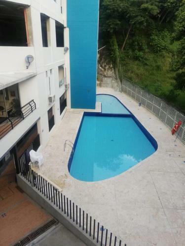Gran Apartamento En Para�so Del Sol