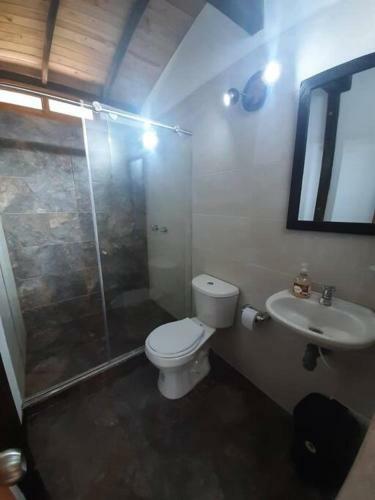 Caba�a Tranquila Y Comoda Con Chimenea Interior