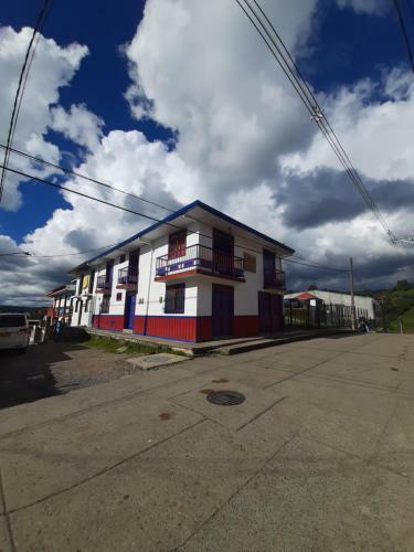 Hostal Km0 Hostel