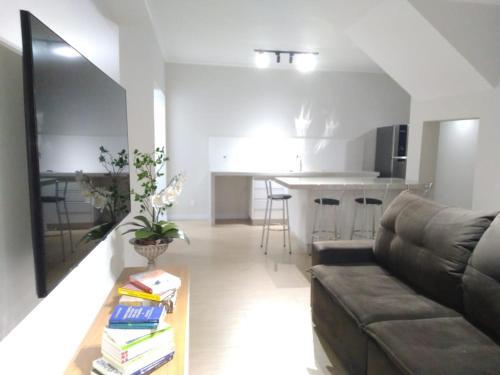 Almada Studio 77