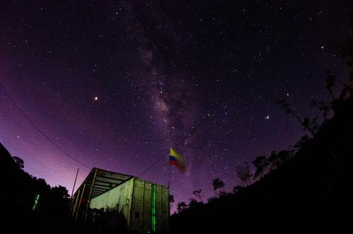 Glamping En Container Sostenible Cabintainer
