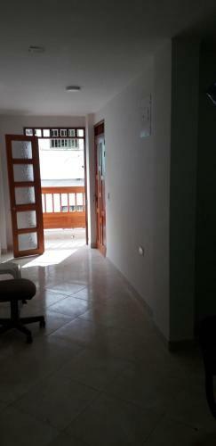 Apartamento Con Buena Ubicaci�n Y Estacionamiento