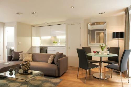 Apartamentos Fraser Residence City
