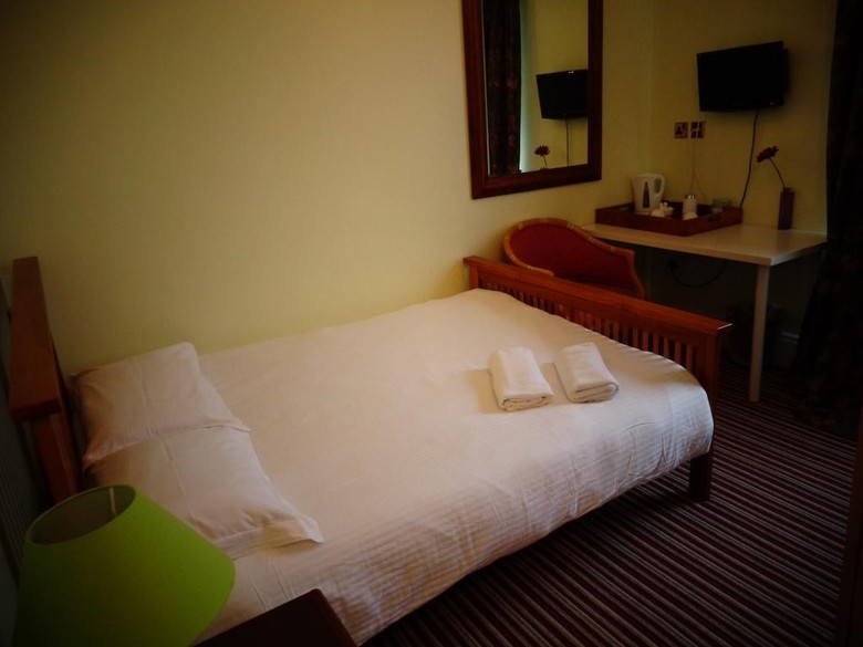 Hostal Aron Guesthouse