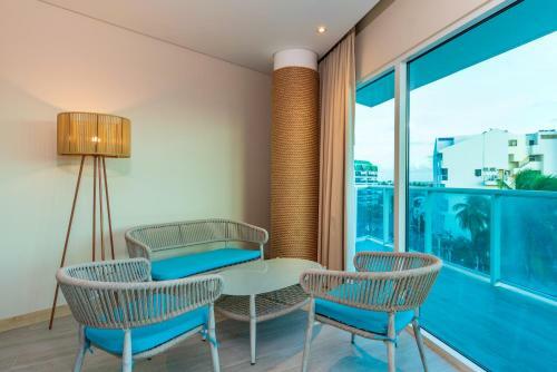 Aquamare Hotel