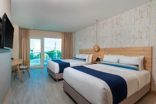 Aquamare Hotel