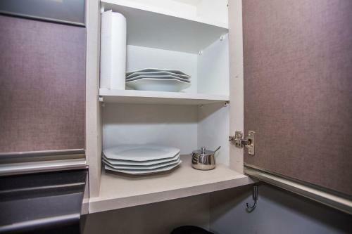 Apartamento Studio Com Cama E Sof�-cama De Casal - All2011