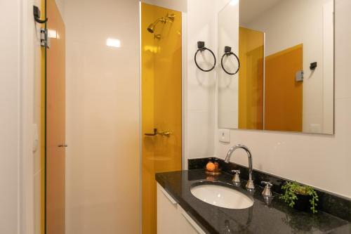 Apartamento Bela Vista Em Andar Alto - Ayn036