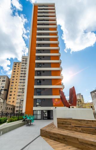 Apartamento Studio Rua XV Central- Ayn075