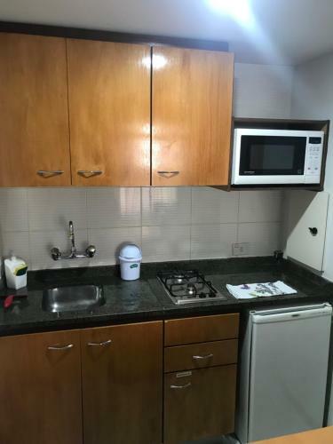 1001-apartamento Central Em Rua Calma