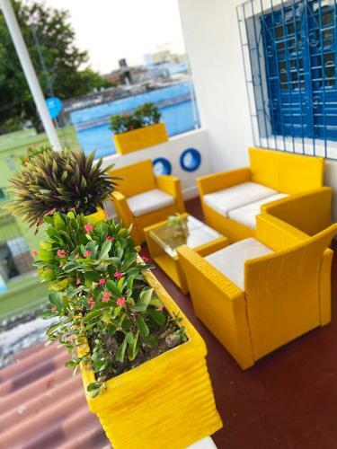 Hostal La Puerta Azul Hostel