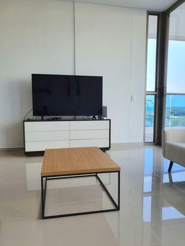 Charming Apartment With Sea View