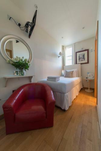 The Paramount Hotel